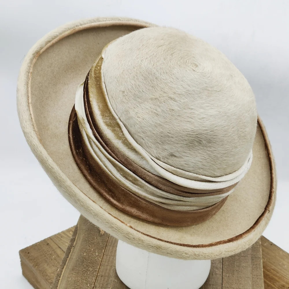 Vintage Derby Hat By Suzi of CA • Tan w/ Brown & Cream Band - Picture 4 of 9
